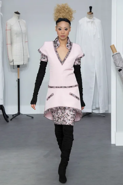 Look 30